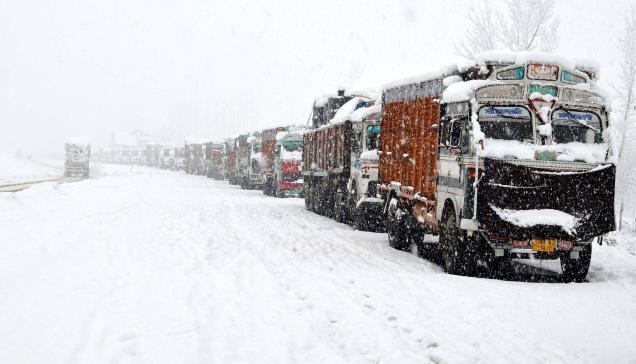 Higher reaches receive fresh snowfall, plains experience rains